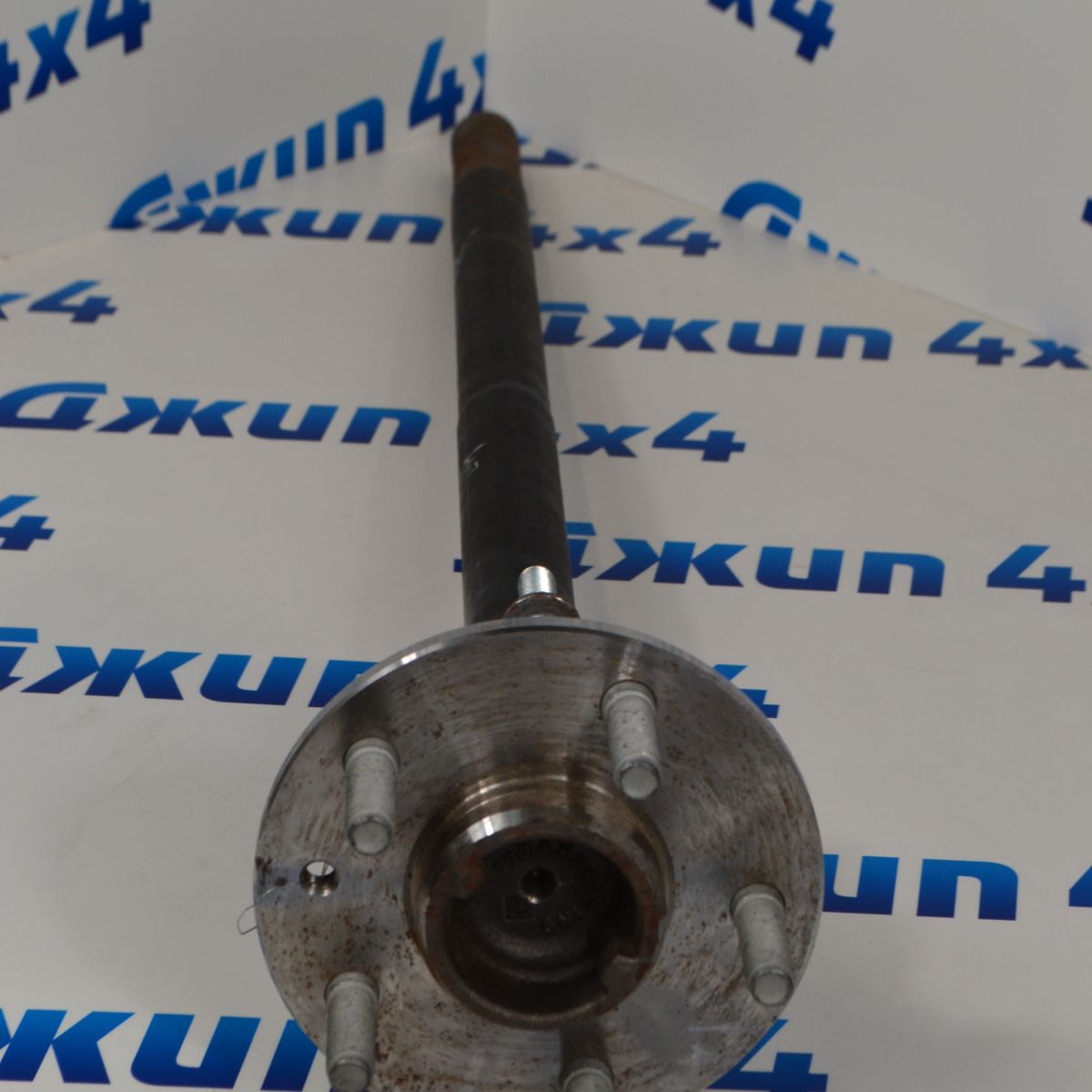 Полуось задняя правая Jeep Wrangler JL 68401382AA