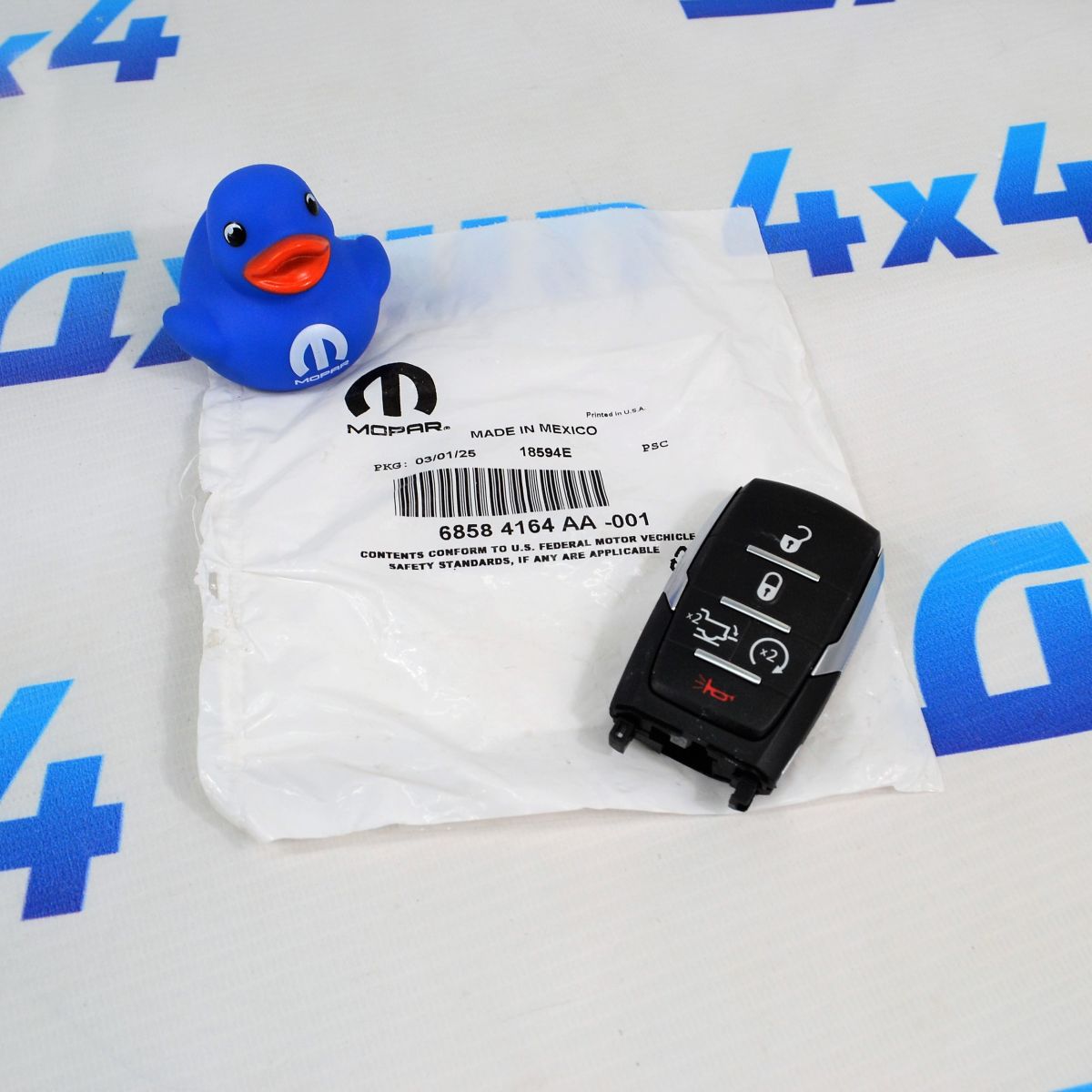Ключ зажигания Dodge Ram TRX 68584164AA