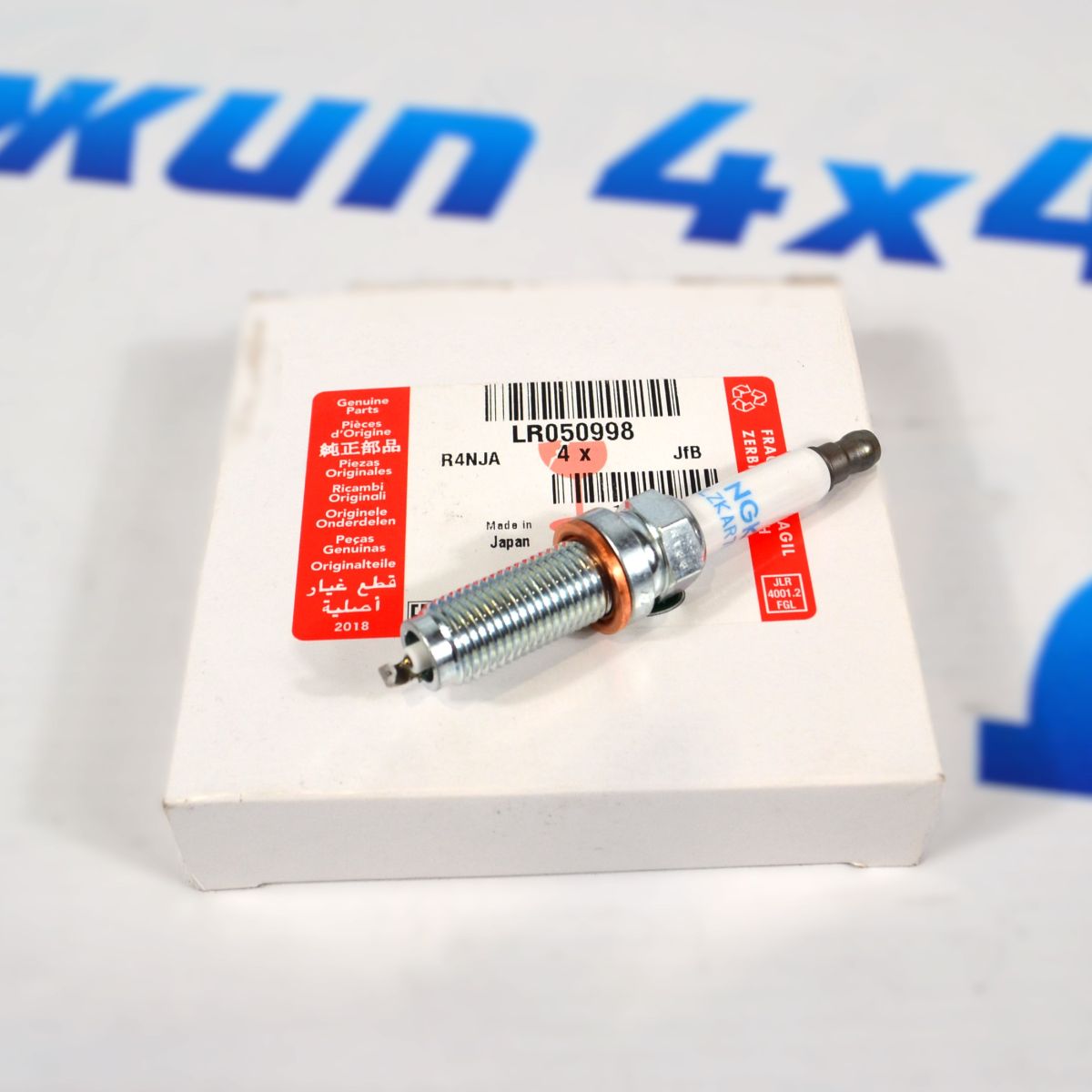 Свеча зажигания Land Rover Range Rover L405/Range Rover Sport L494/Jaguar F-Pace X761 V3.0SC/5.0SC LR050998