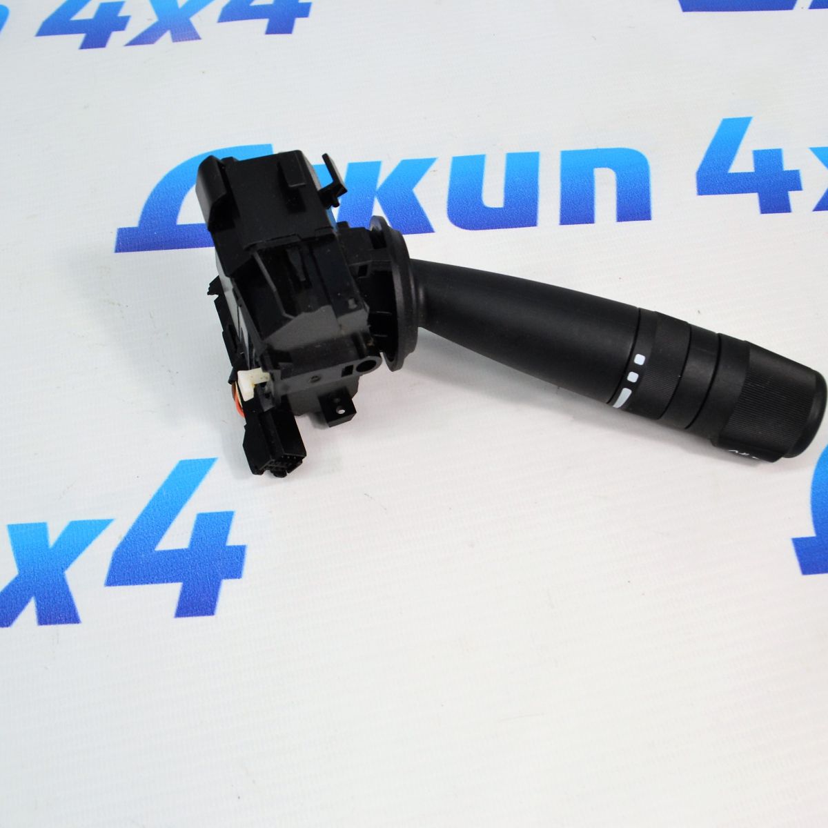 Переключатель поворотов для противотуманных фар Jeep Grand Cherokee WK 5143312AA