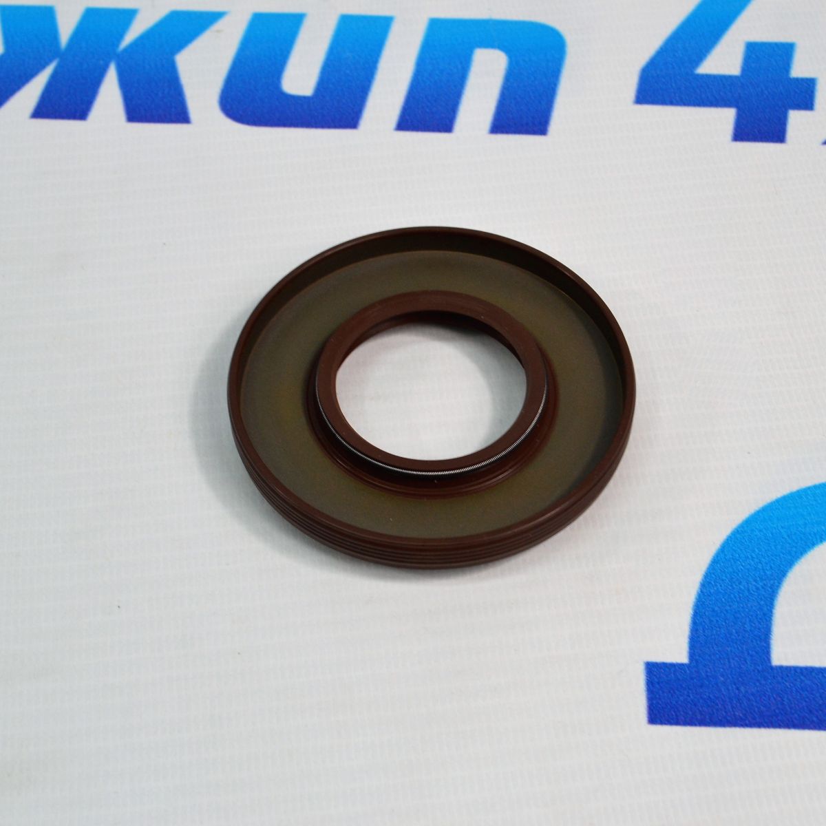 Сальник переднего редуктора Dodge Ram 1500 DS/DT/Jeep Wagoneer WS 68146583AA