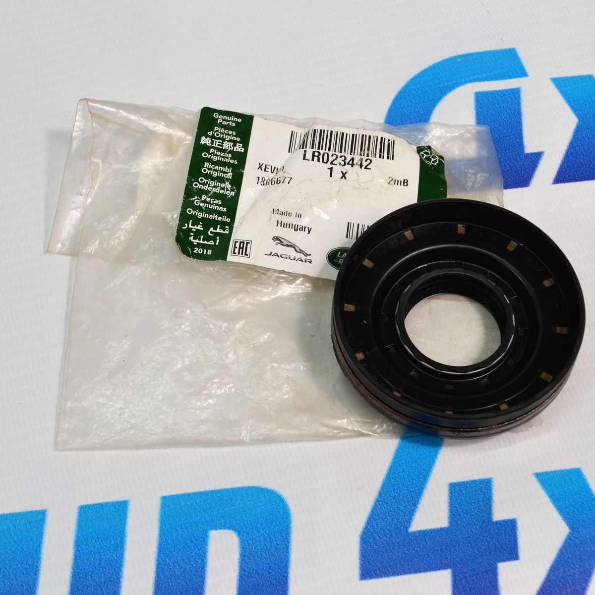 Сальник хвостовика заднего редуктора Range Rover Evoque L538/Land Rover Freelander 2 L359 LR023442