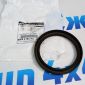 Сальник заднего редуктора Jeep Grand Cherokee WK2/Dodge Durango WD (левый) 68084194AA