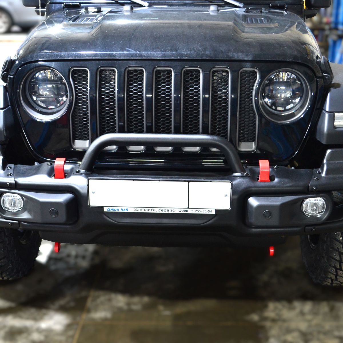 Бампер передний силовой Jeep Wrangler JL/Jeep Gladiator JT с уголками (алюминий) 82215121