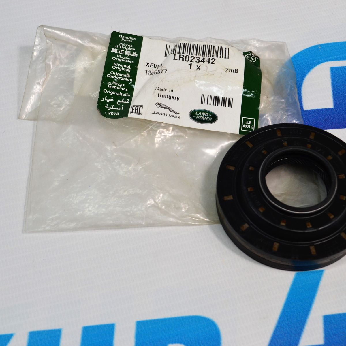 Сальник хвостовика заднего редуктора Range Rover Evoque L538/Land Rover Freelander 2 L359 LR023442