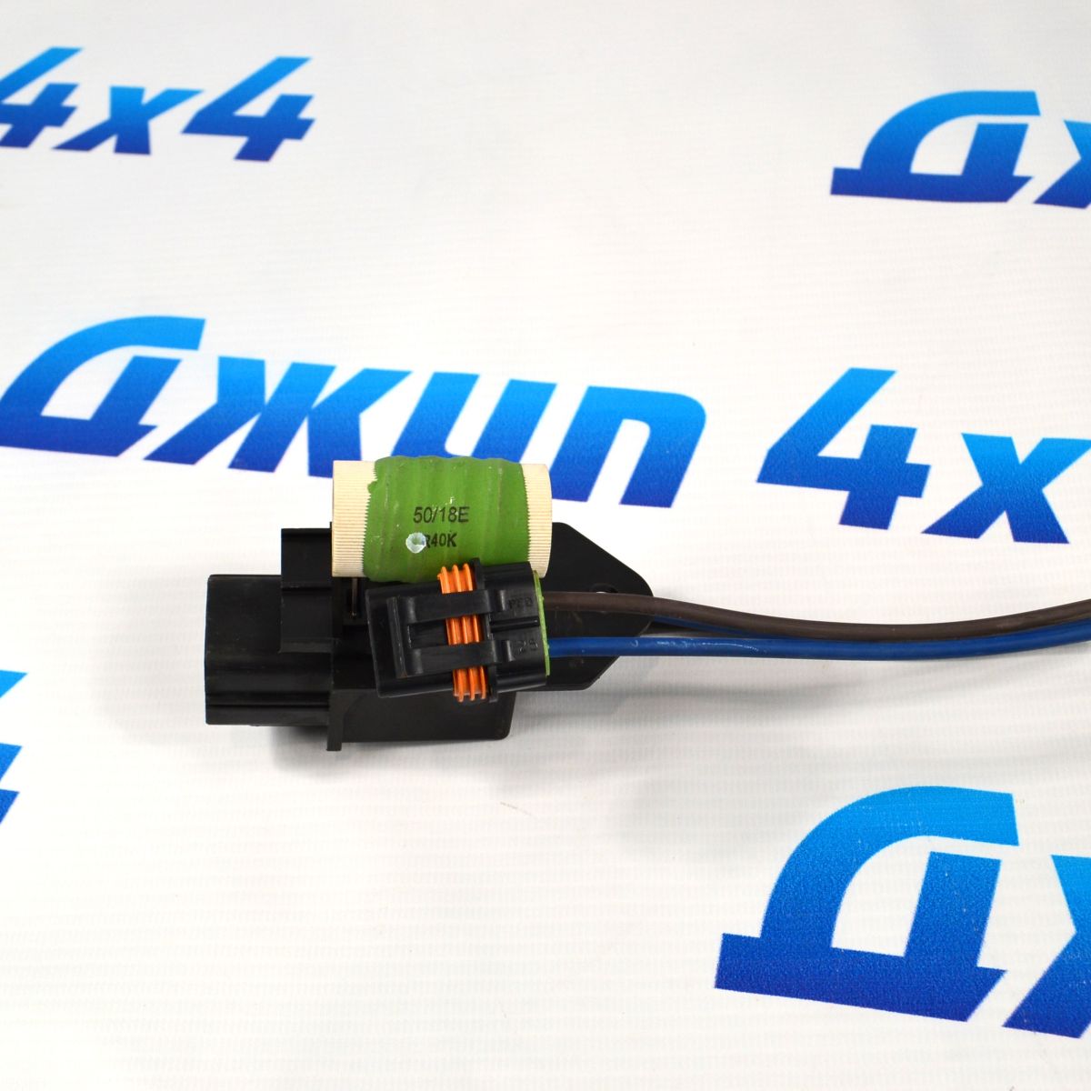 Датчик температуры на вентилятор охлаждения двигателя Dodge Challenger LC 2009-2023 68050128AA