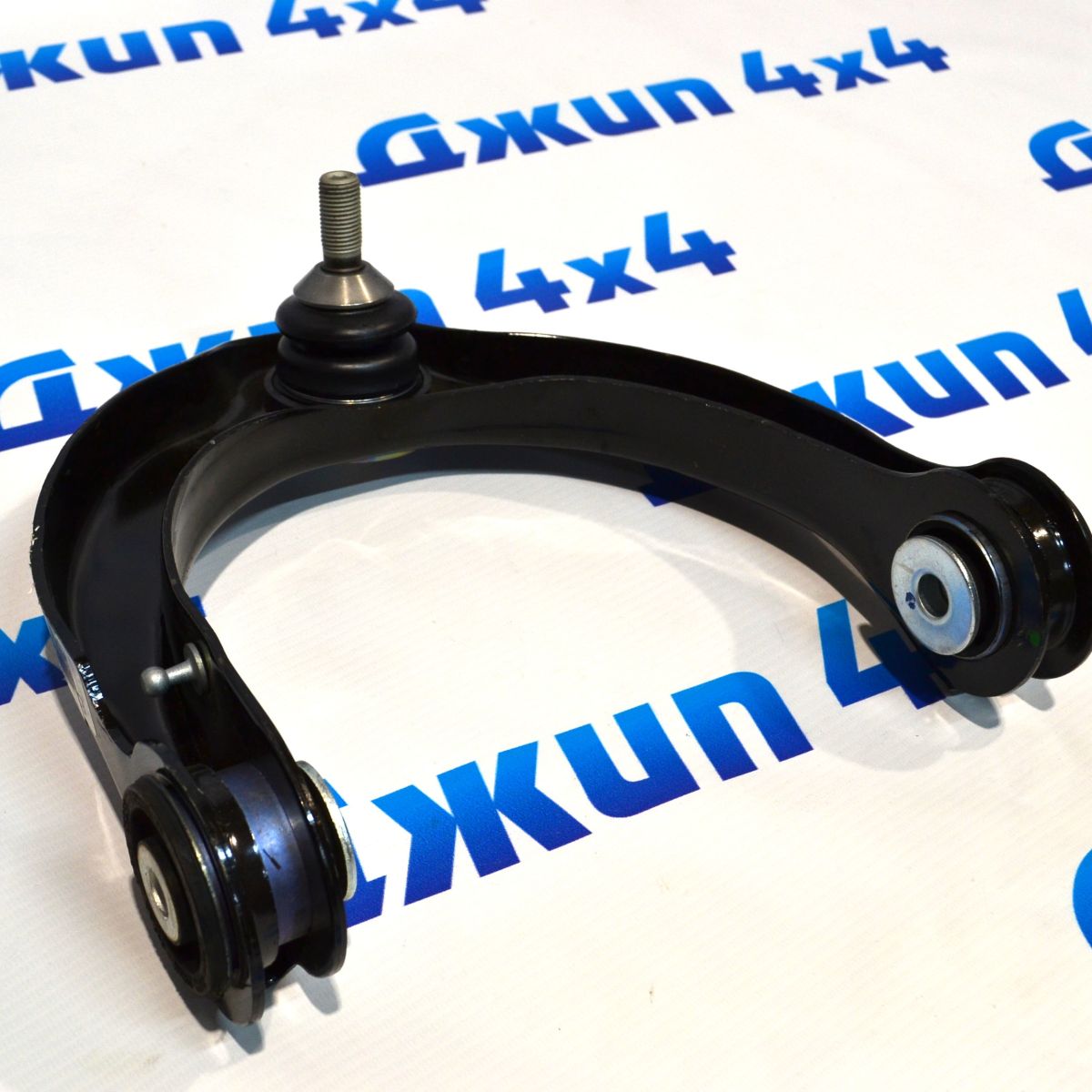 Рычаг передний верхний Jeep Grand Cherokee WK2 (левый) 68282329AA