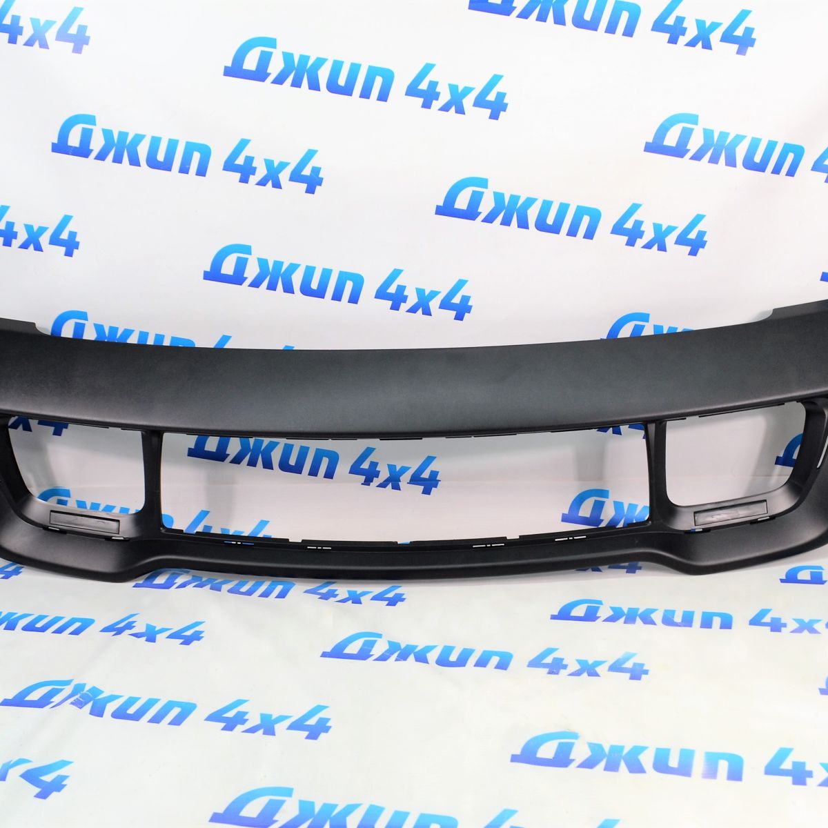 Нижняя накладка переднего бампера Jeep Grand Cherokee WK2 68143070AC