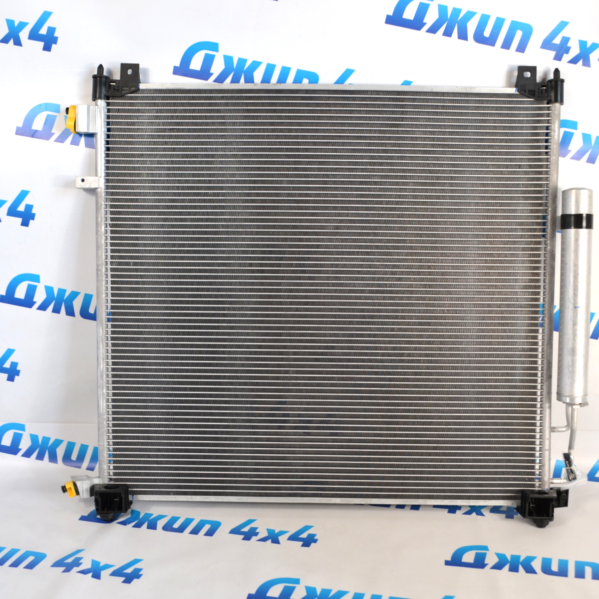 Радиатор кондиционера Land Rover Discovery 5 L462 V2.0TD LR100570