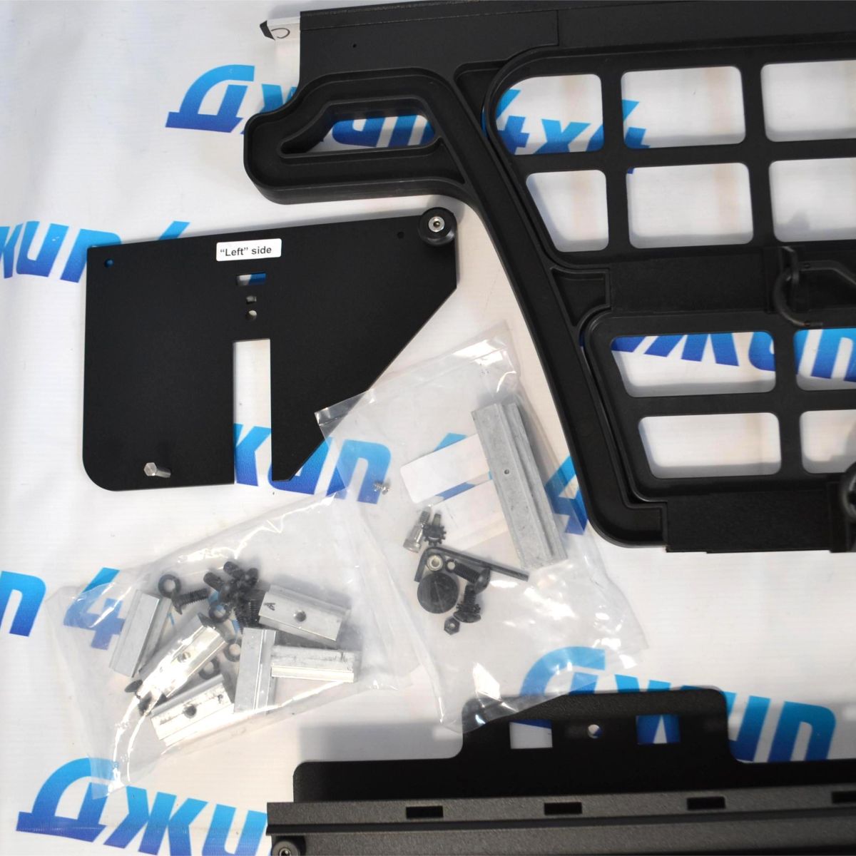 Разделитель кузова Dodge Ram 1500/Dodge Ram TRX 82215481