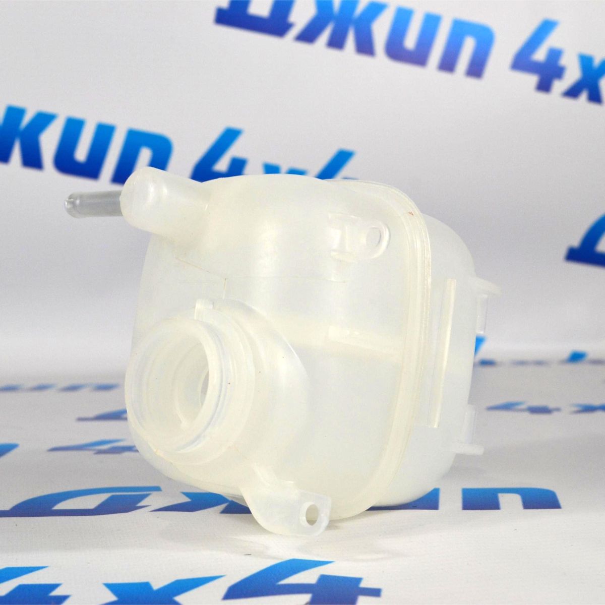 Бачок расширительный Jeep Wrangler V2.0T (белый) 68290093AC