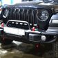 Бампер передний силовой Jeep Wrangler JL/Jeep Gladiator JT с уголками (алюминий) 82215121
