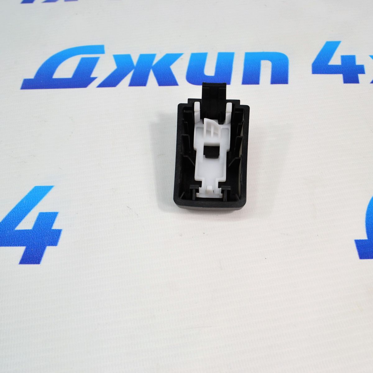 Крышка ручки передней левой двери Range Rover Sport L320 (серая) CXJ500015LEP