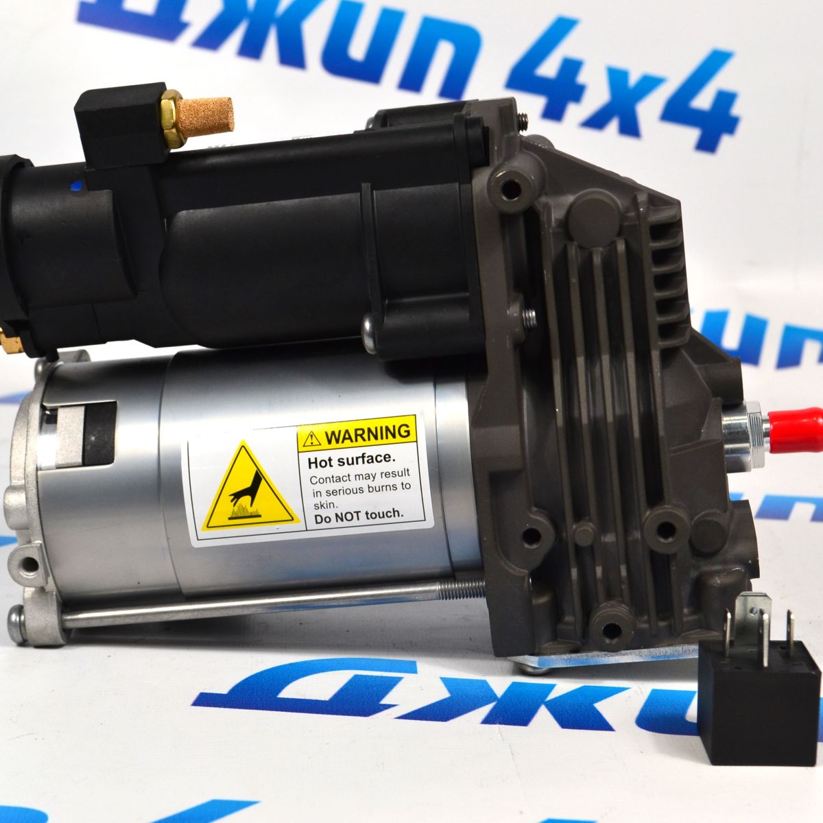 Компрессор пневмоподвески Land Rover Defender/Land Rover Discovery/Range Rover/Range Rover Sport LR095838