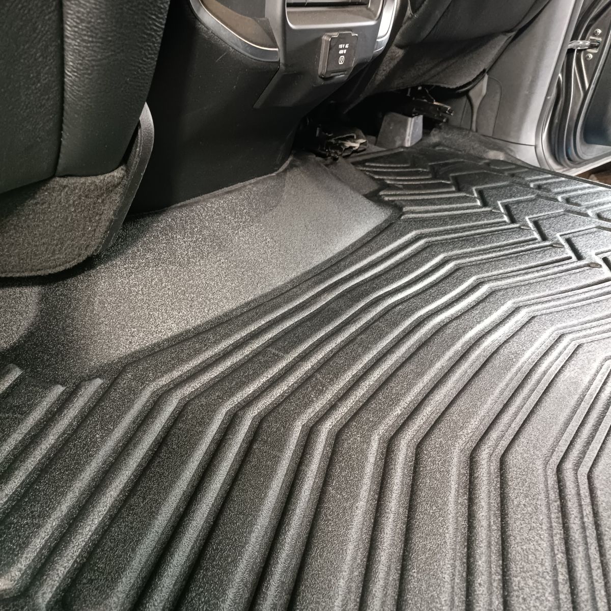 Комплект ковров салонных 3D Dodge Ram 1500 DT 2019- (без органайзером под лавкой)