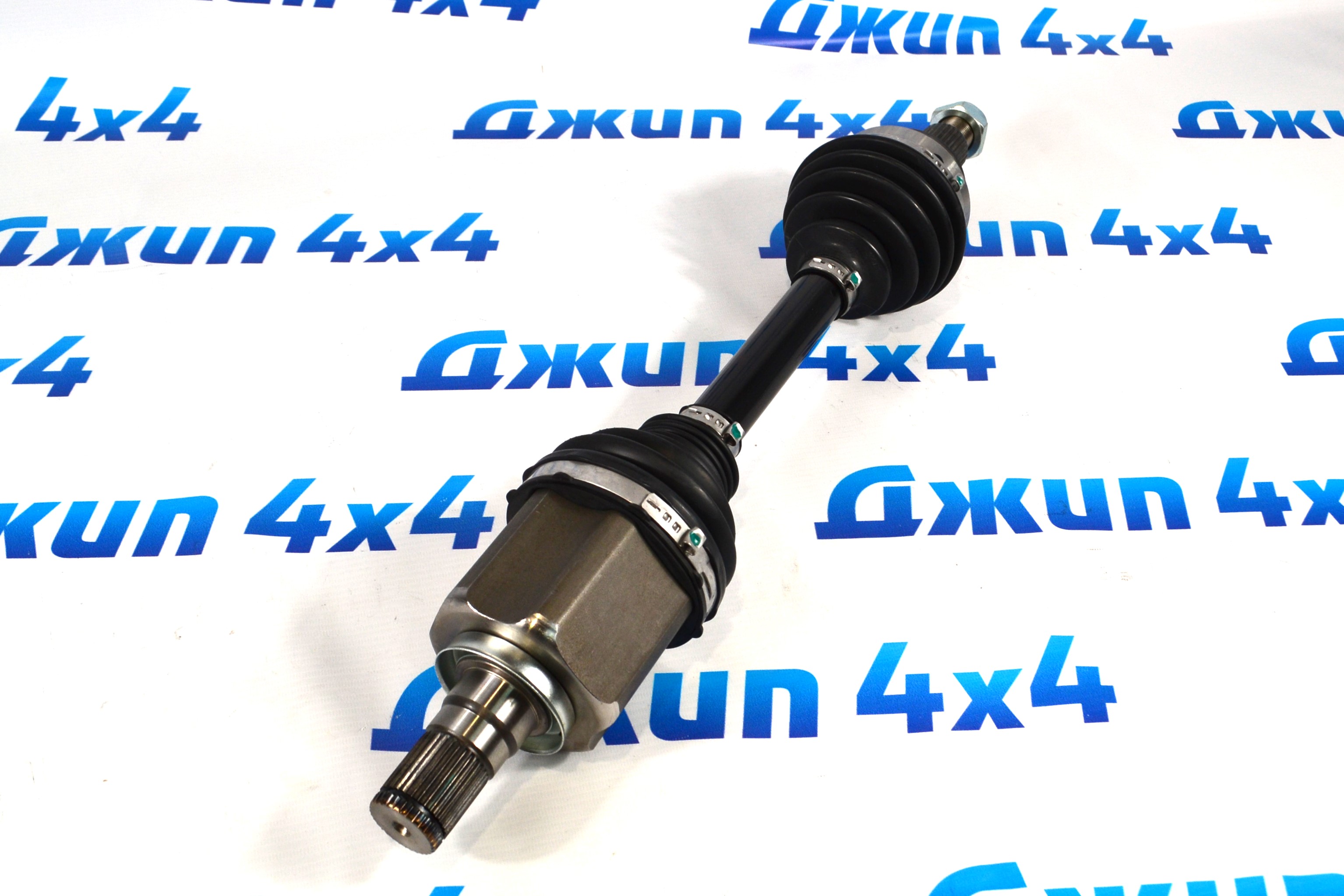 Привод передний Land Rover Discovery Sport L550/Range Rover Evoque L551 (левый) LR180070