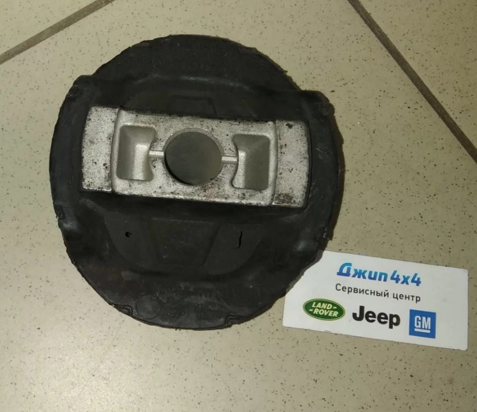 Сайлентблок передний подрамника заднего Jeep Grand Cherokee WK2 Dodge Durango WD 2011-2023