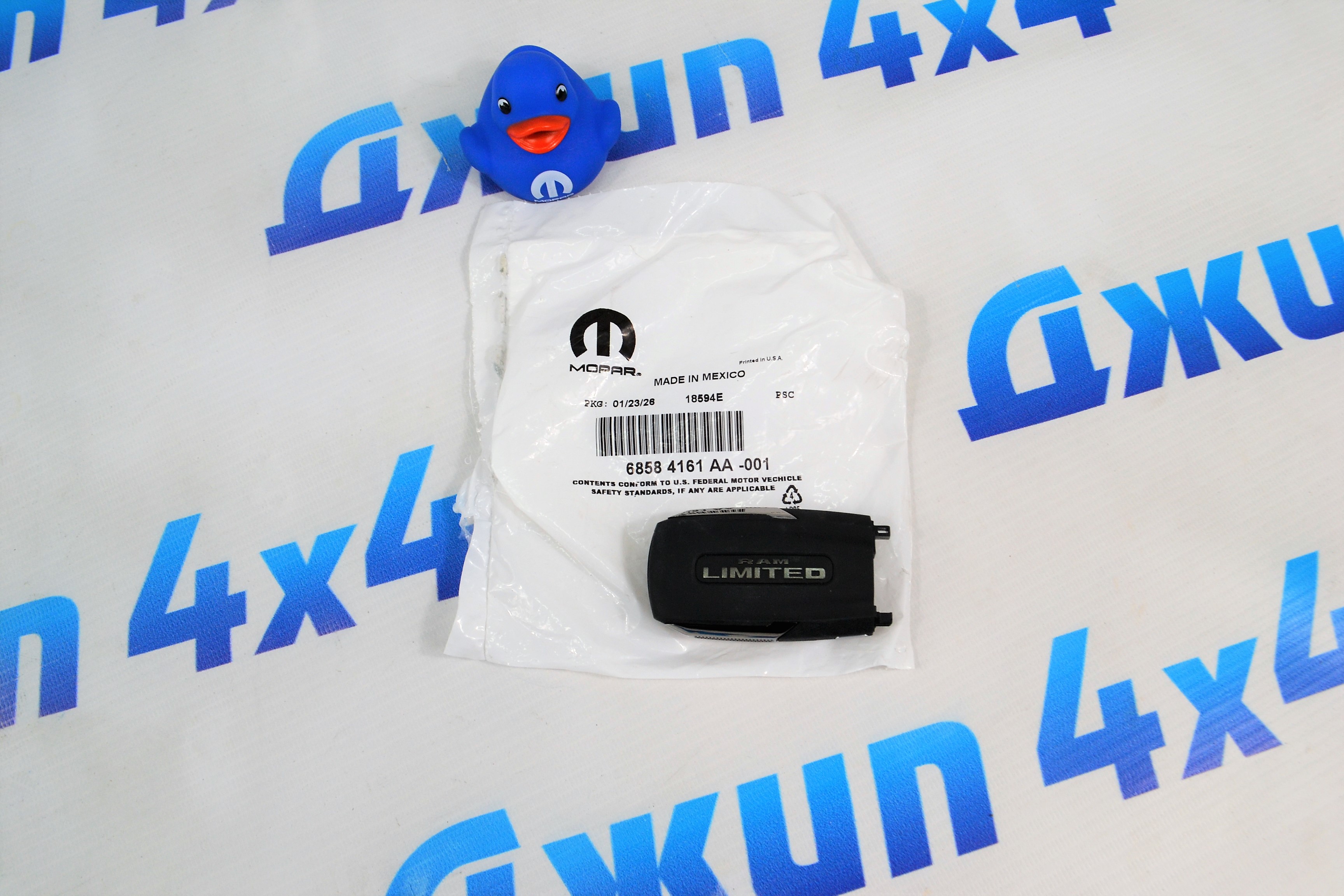Ключ зажигания Dodge Ram 68584161AA