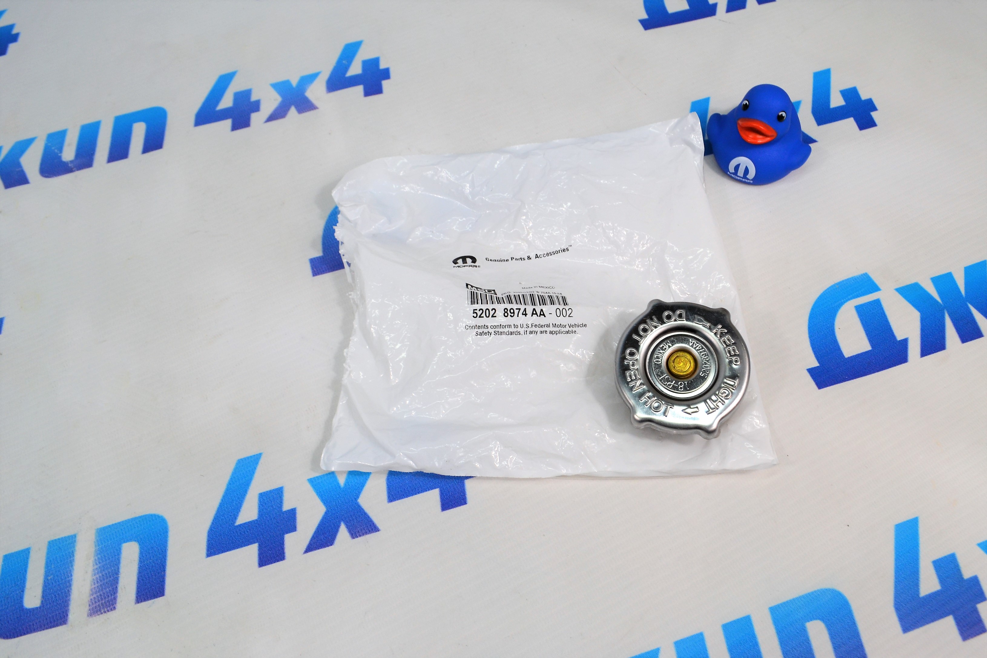 Крышка расширительного бачка Dodge Challenger/Dodge Charger (18PSI) 52028974AA