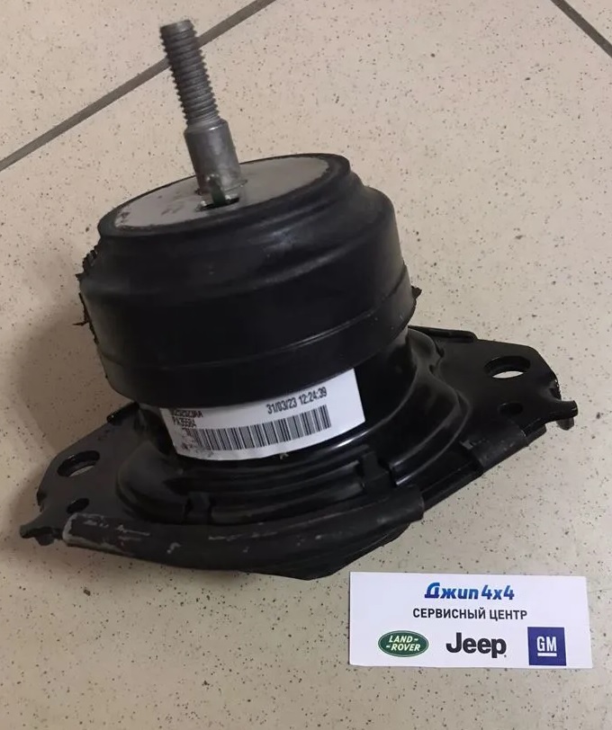 Опора двигателя правая-левая Jeep Grand Cherokee WK2 V3.0CRD