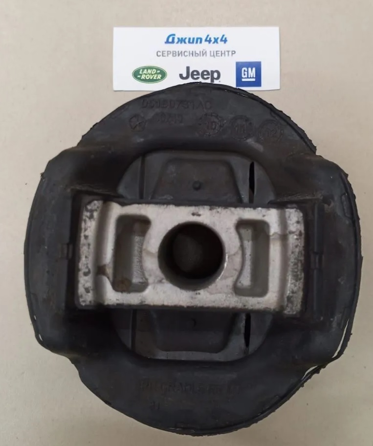 Сайлентблок заднего подрамника задний Jeep Grand Cherokee WK2 Dodge Durango WD 2011-2022
