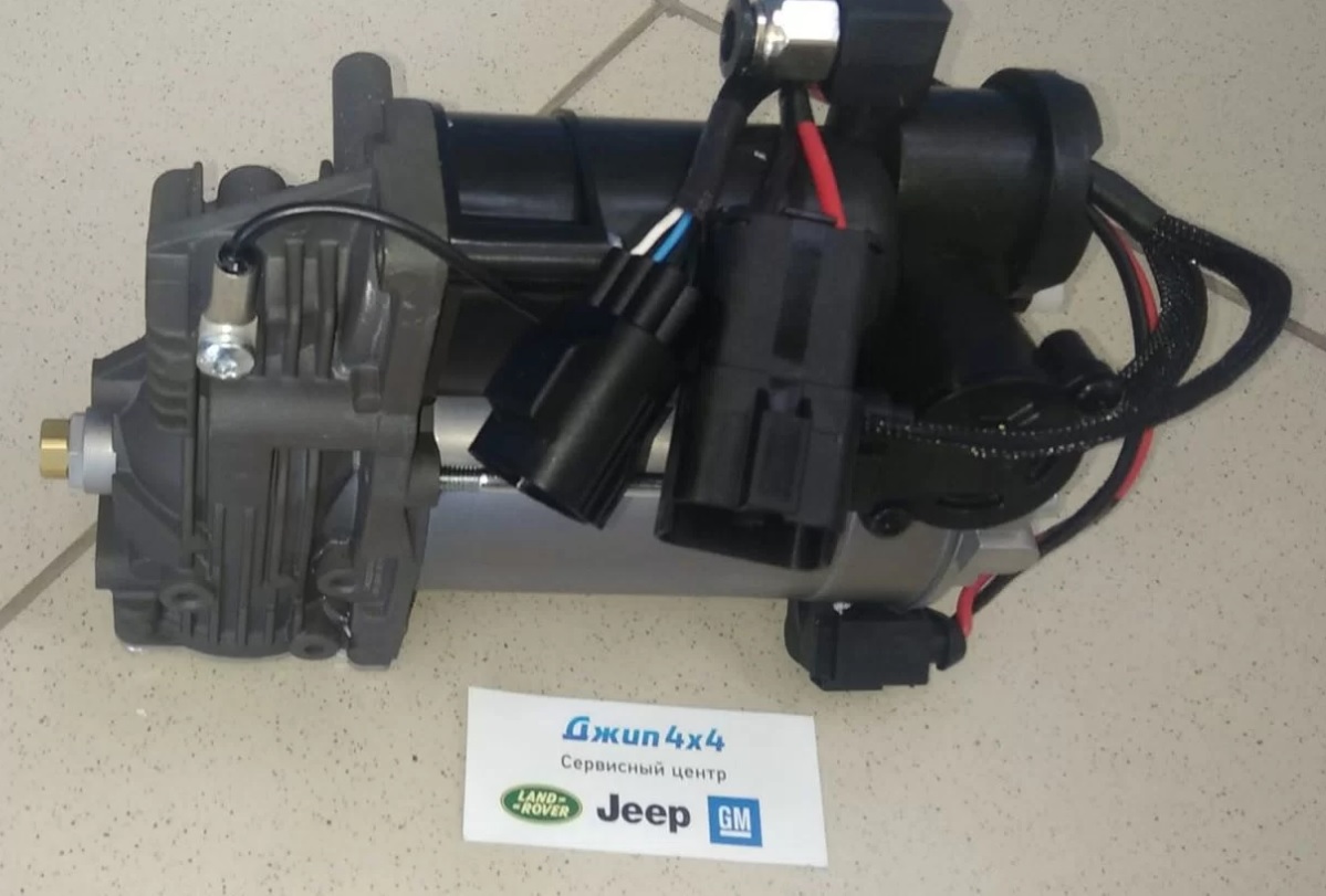 Компрессор пневмоподвески AMK Land Rover Discovery L319 Range Rover Sport L320