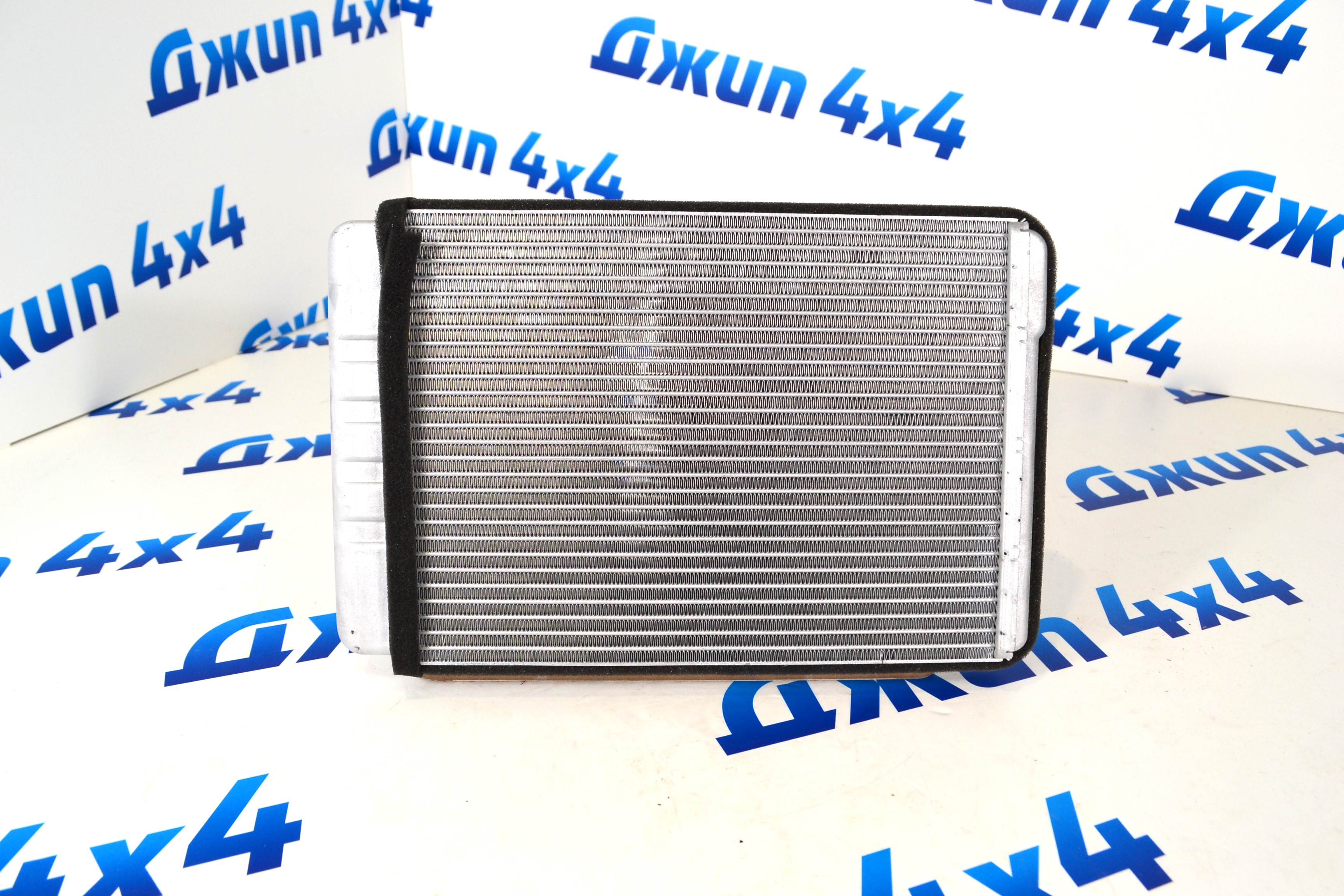 Радиатор печки Jeep Grand Cherokee WK2/Dodge Durango WD 68079484AA