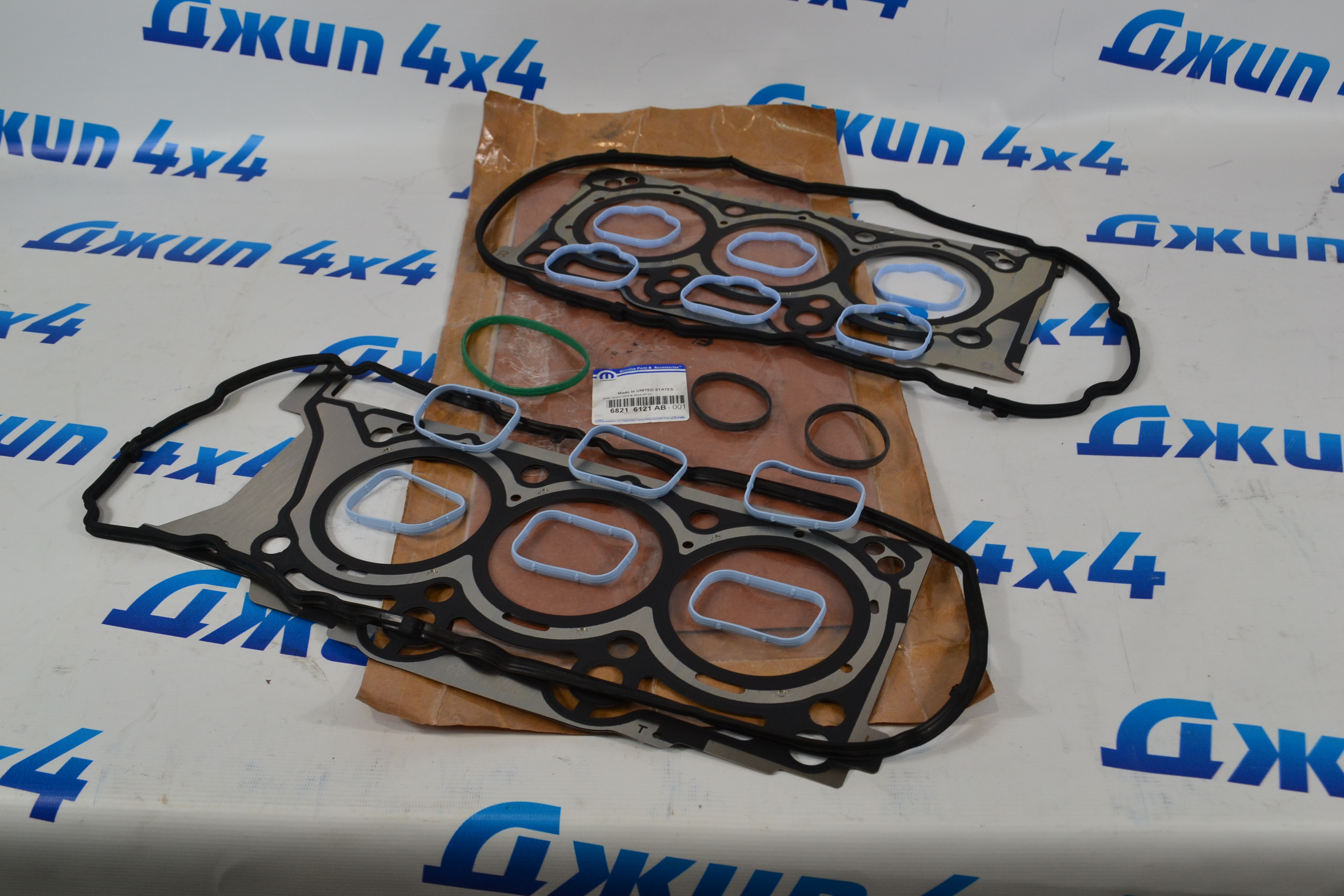 Комплект прокладок двигателя верхний Jeep Grand Cherokee WK2 V3.0 Petrol 2015- 68216121AB