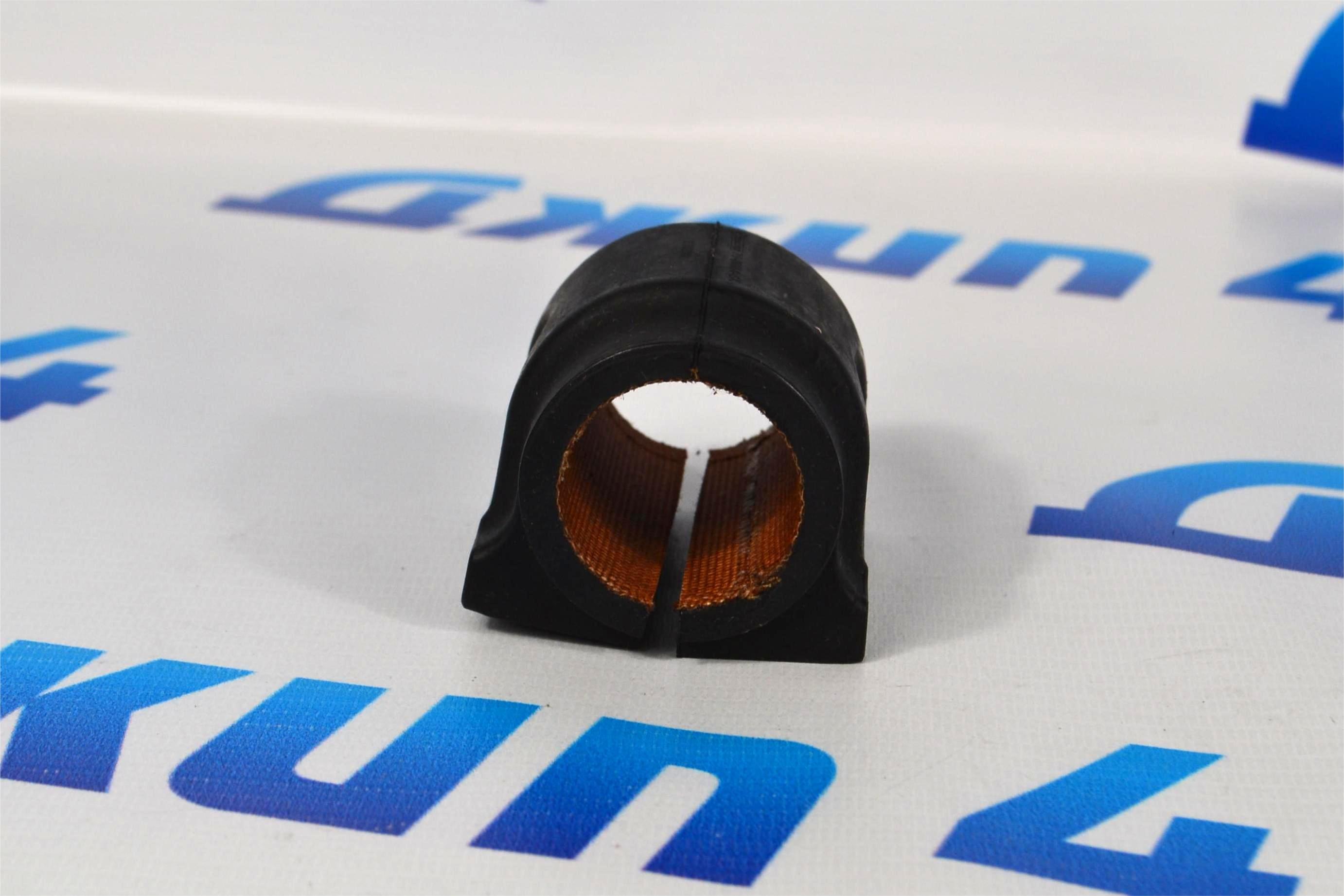 Втулка переднего стабилизатора Land Rover Discovery 4 L319 LR018346