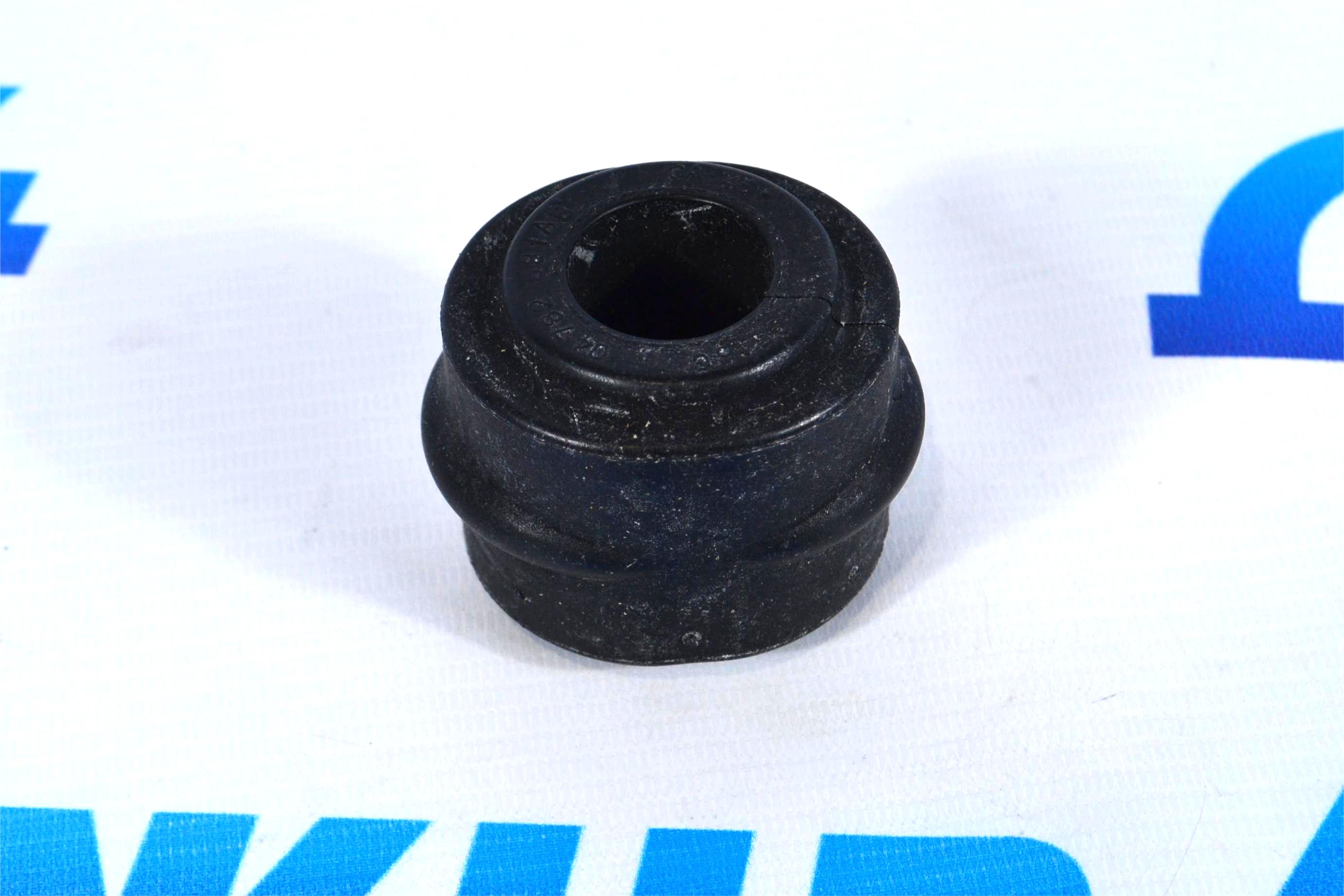 Втулка переднего стабилизатора Chrysler 300C LX 2005-2013 4782681AB