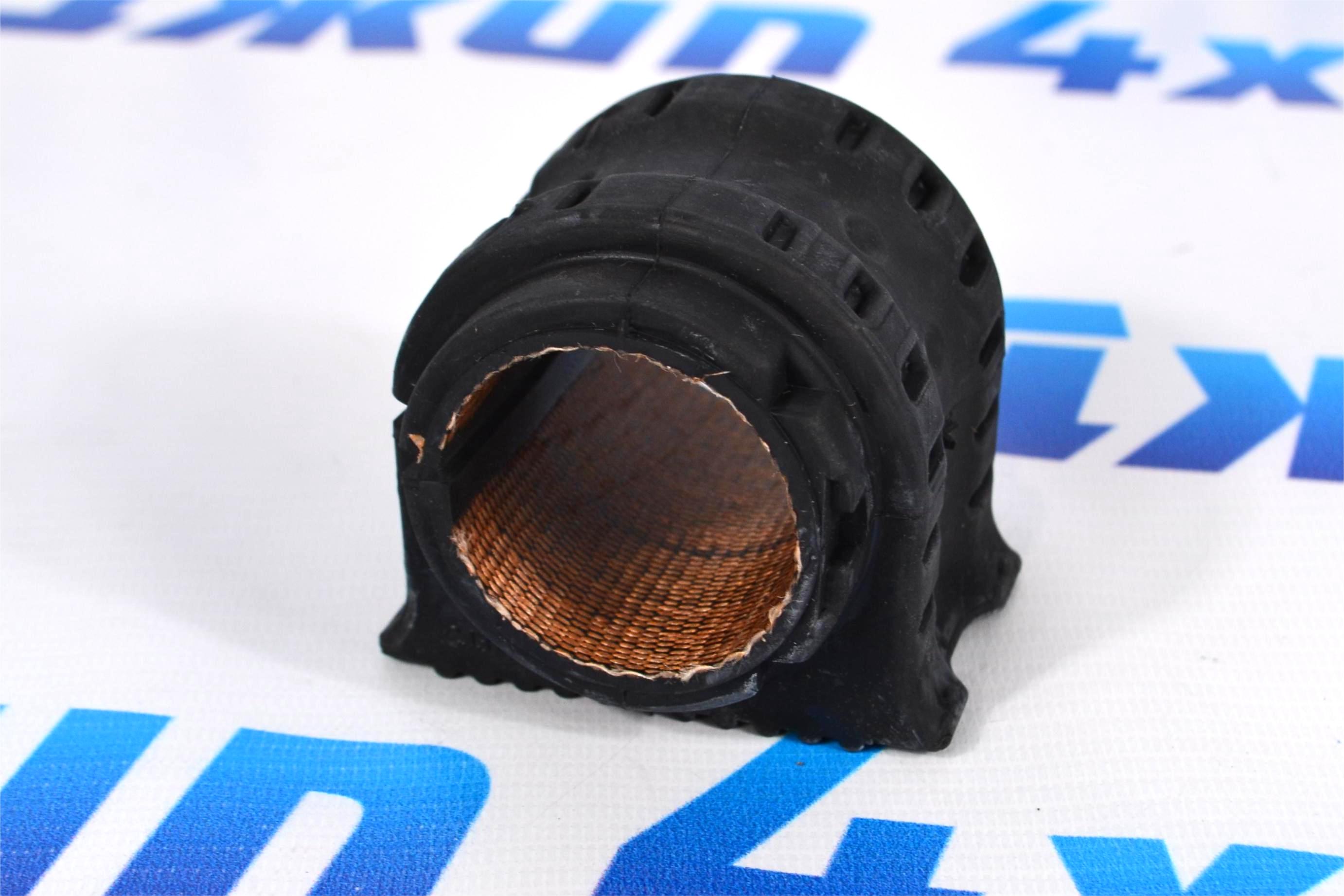 Втулка переднего стабилизатора Range Rover L405/Range Rover Sport L494 LR048451