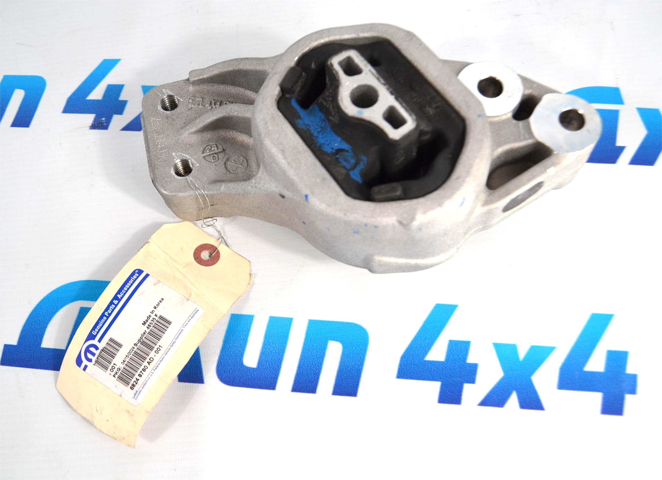 Опора двигателя Dodge Ram 1500 DT V5.7 Hemi (правая) 68248780AD