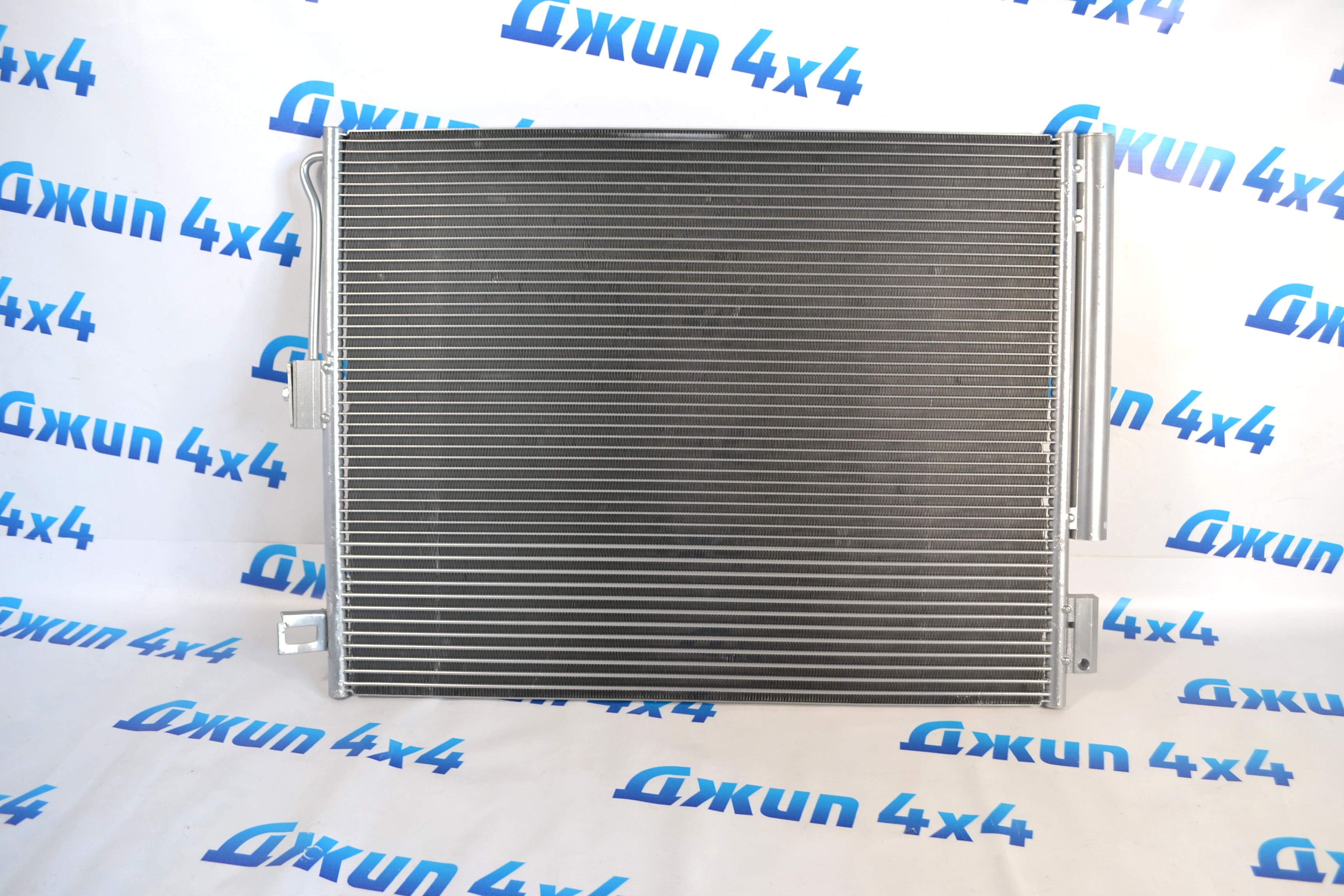 Радиатор кондиционера Jeep Grand Cherokee WK2/Dodge Durango WD V3.6/5.7/6.4/3.0CRD 55038003AG
