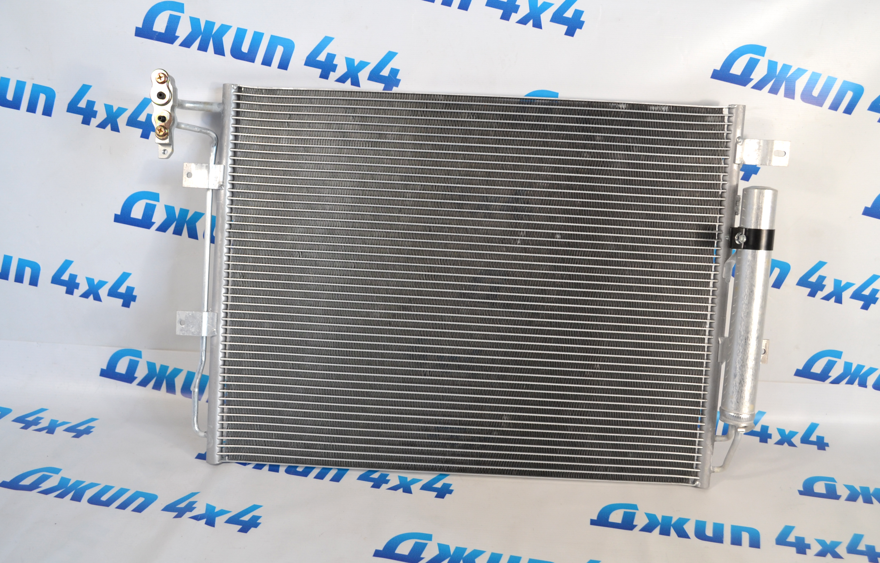 Радиатор кондиционера Land Rover L319/Range Rover Sport L320 V3.0TD LR018405