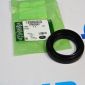 Сальник переднего редуктора Land Rover Freelander 2 L359/Range Rover Evoque L538 (левый) LR002905