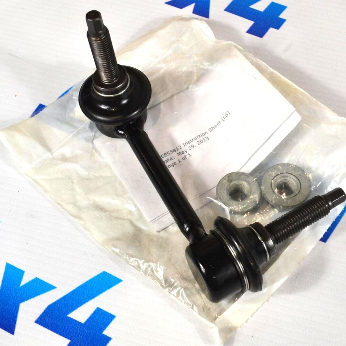 Тяга переднего стабилизатора Jeep Grand Cherokee WK2 SRT8/Dodge Durango WD SRT8 (правая) 68091836AB