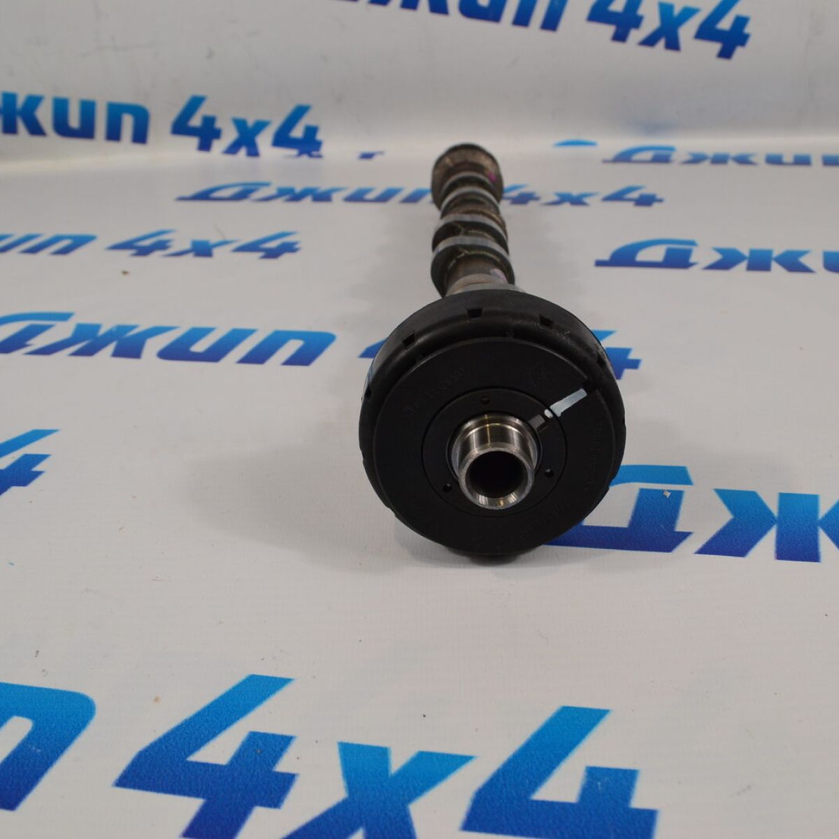 Распредвал выпускной правой ГБЦ Jeep Grand Cherokee WK2 V3.0 68169839AB
