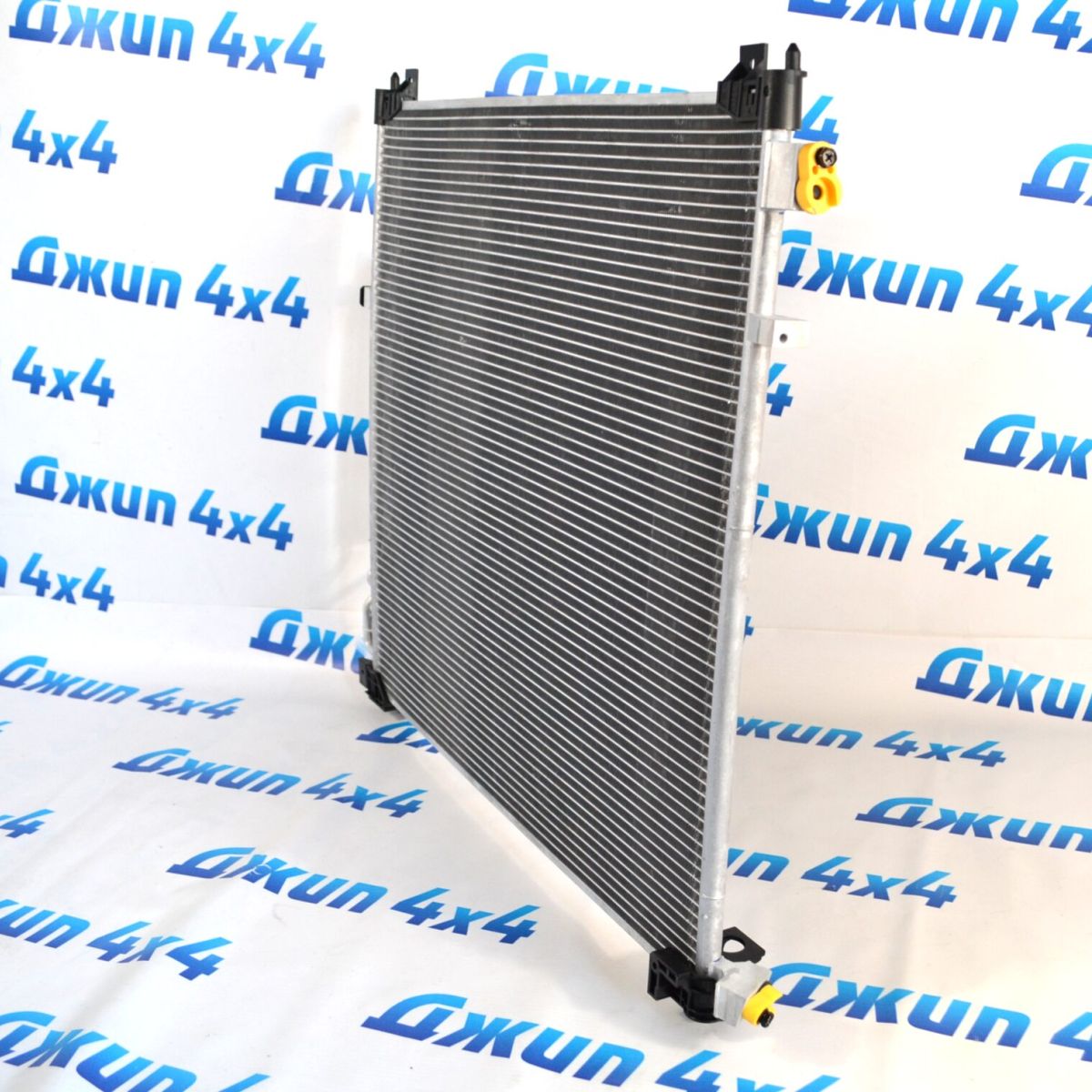 Радиатор кондиционера Land Rover Discovery 5 L462 V2.0TD LR100570