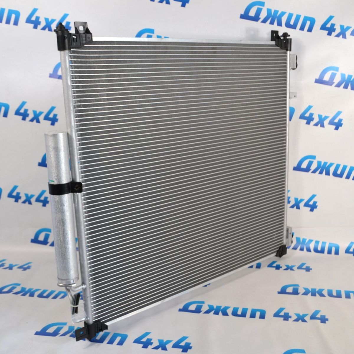 Радиатор кондиционера Land Rover Discovery 5 L462 V3.0TD LR106642