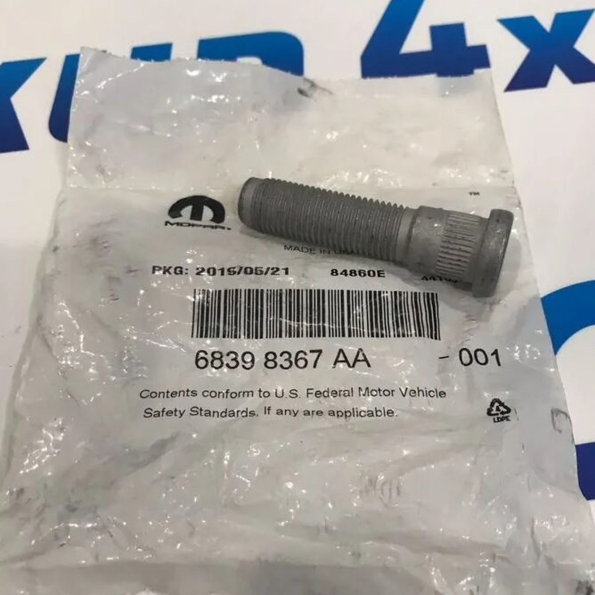 Шпилька колёсная задней оси Jeep Wrangler JL/Jeep Gladiator JT 68398367AA