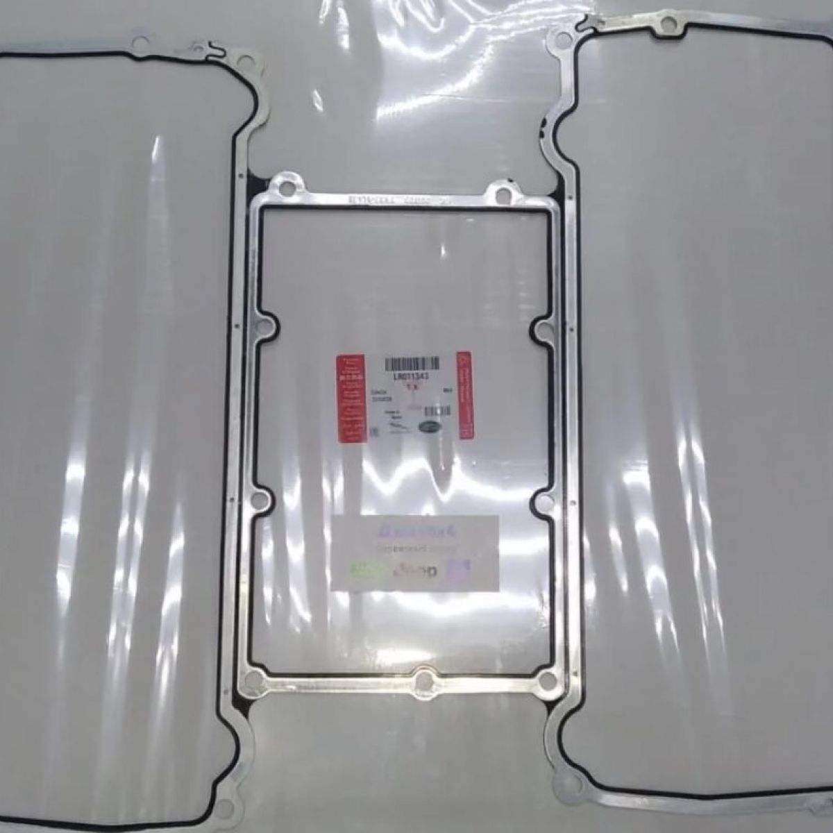 Прокладка рессивера Jaguar XE X760/Range Rover L322/L405/Range Rover Sport L320/L494 V5.0SC AJ811948
