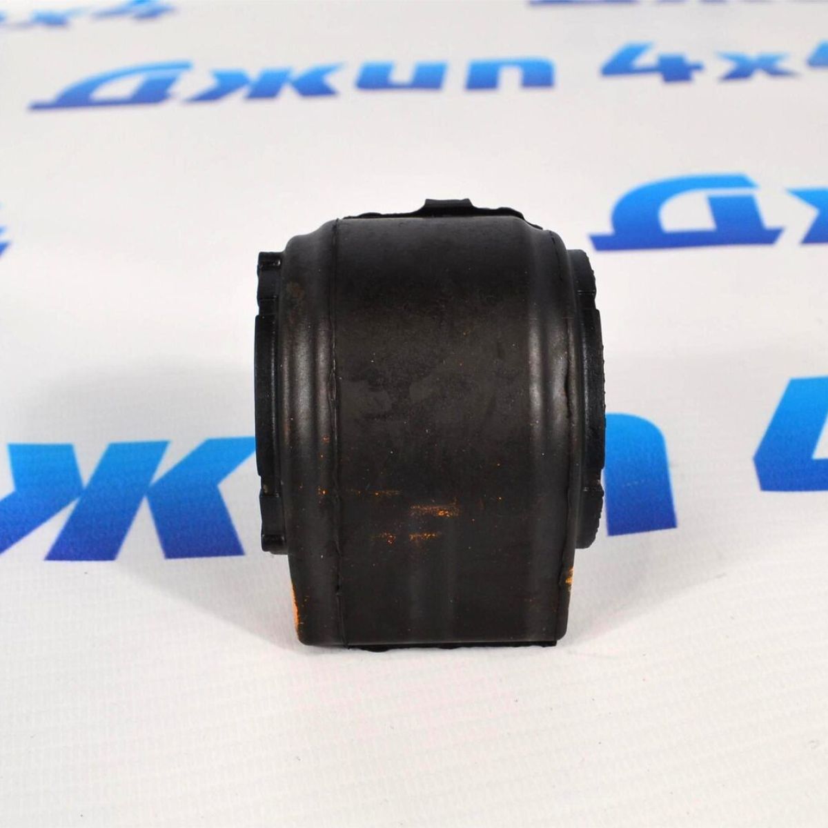 Втулка заднего стабилизатора Land Rover Discovery 5 L462/Range Rover L405 LR033238