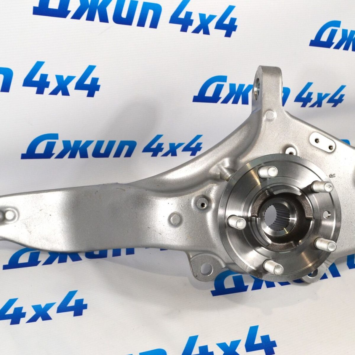 Кулак поворотный Range Rover L405/Range Rover Sport L494 (правый) LR040118