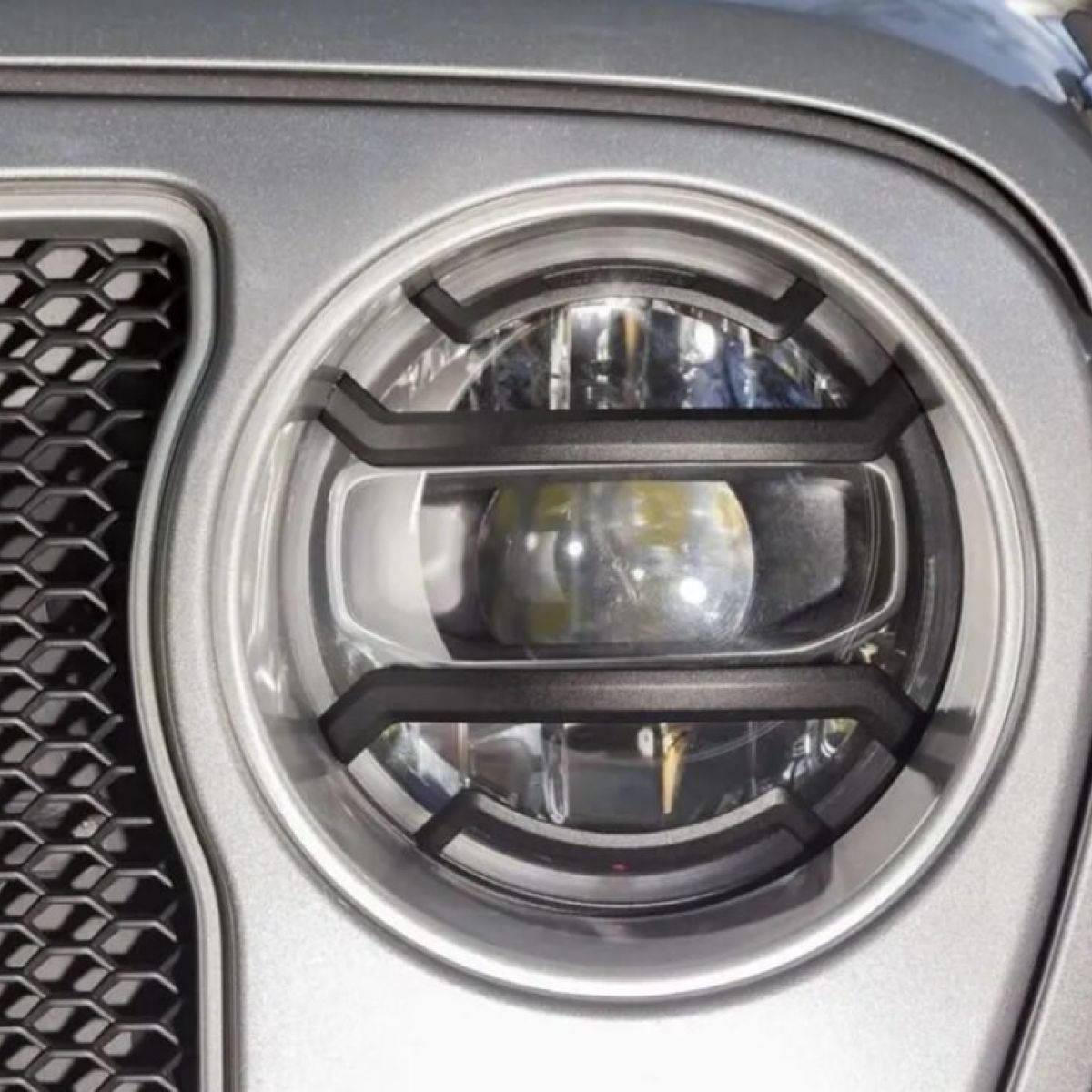 Защита фар передних Jeep Wrangler JL/Jeep Gladiator JT (комплект) 1123021