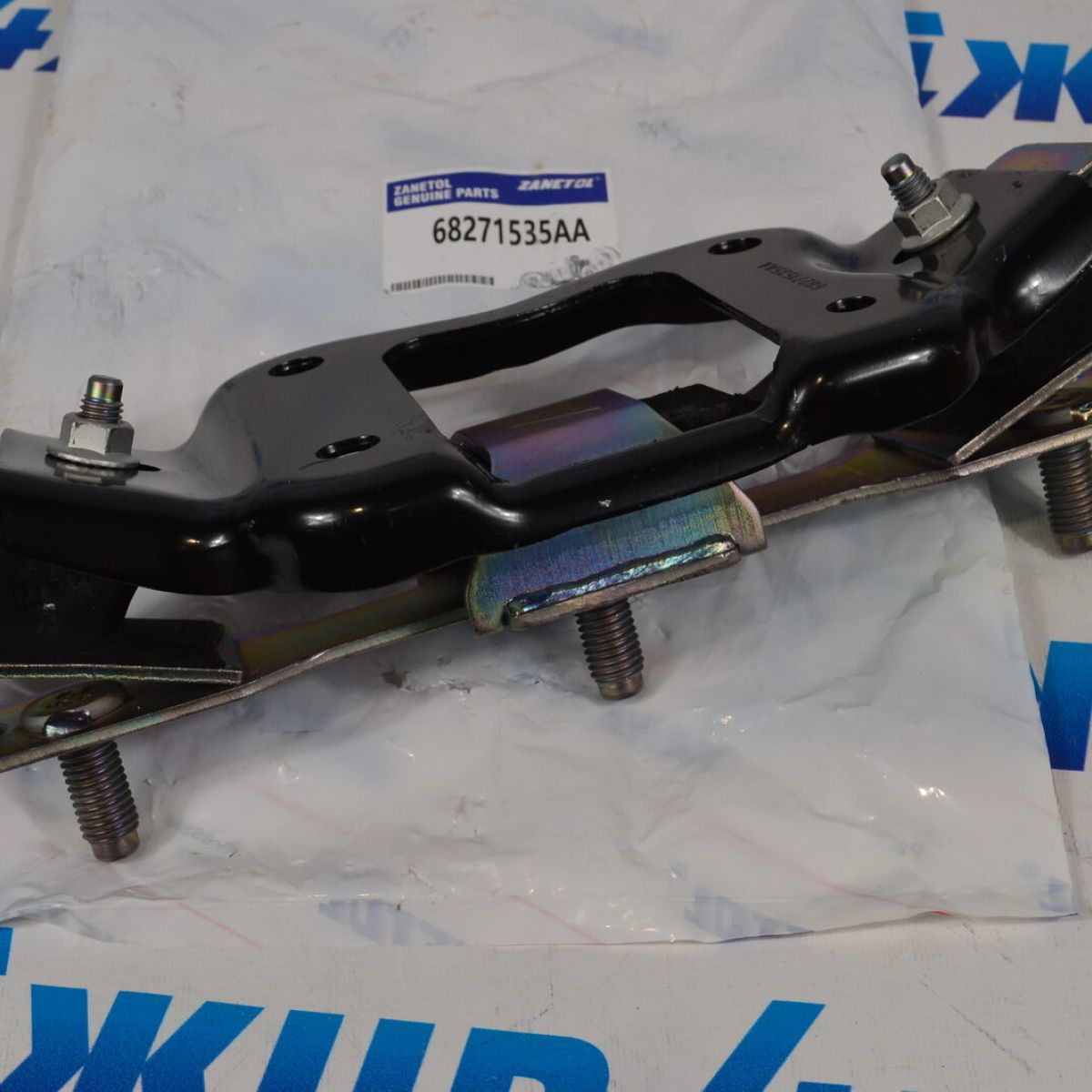 Опора АКПП Jeep Wrangler JL 68271535AA