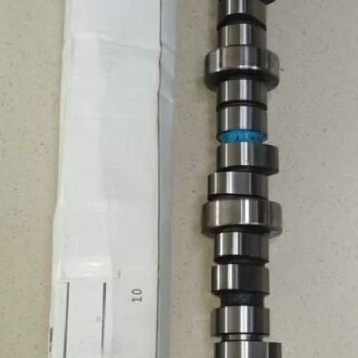 Распредвал двигателя Jeep Grand Cherokee WK2/Jeep Commander XK/Chrysler 300C LX V5.7 Hemi 53022372AA