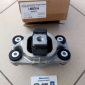 Опора двигателя Range Rover L405 V4.4TD (правая) LR057814