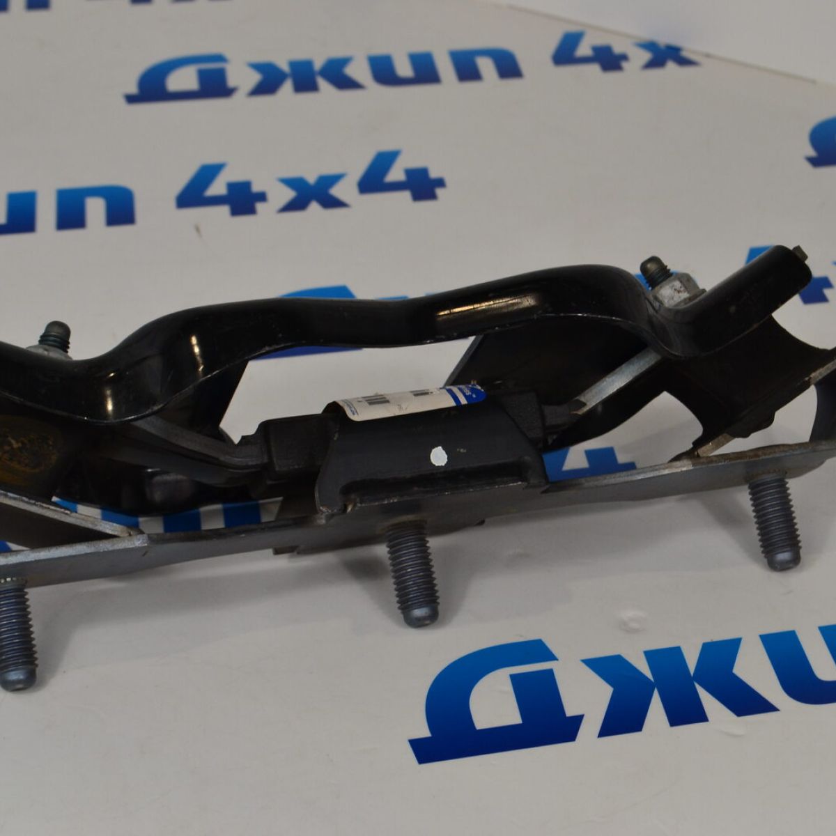 Опора АКПП Jeep Wrangler JL/Jeep Gladiator JT 68271535AA