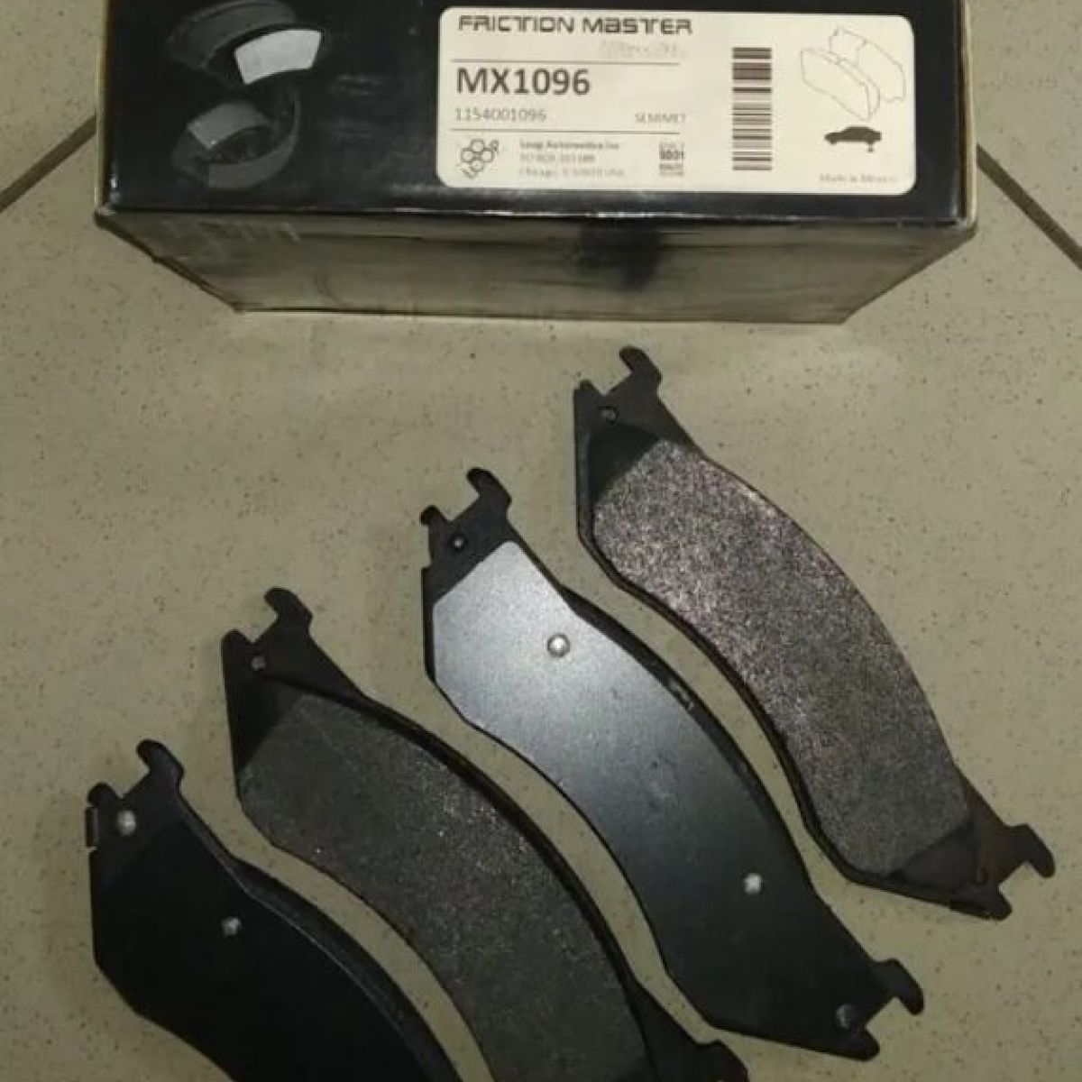 Колодки тормозные задние Dodge Ram 2500/Dodge Ram 3500 5093257AA