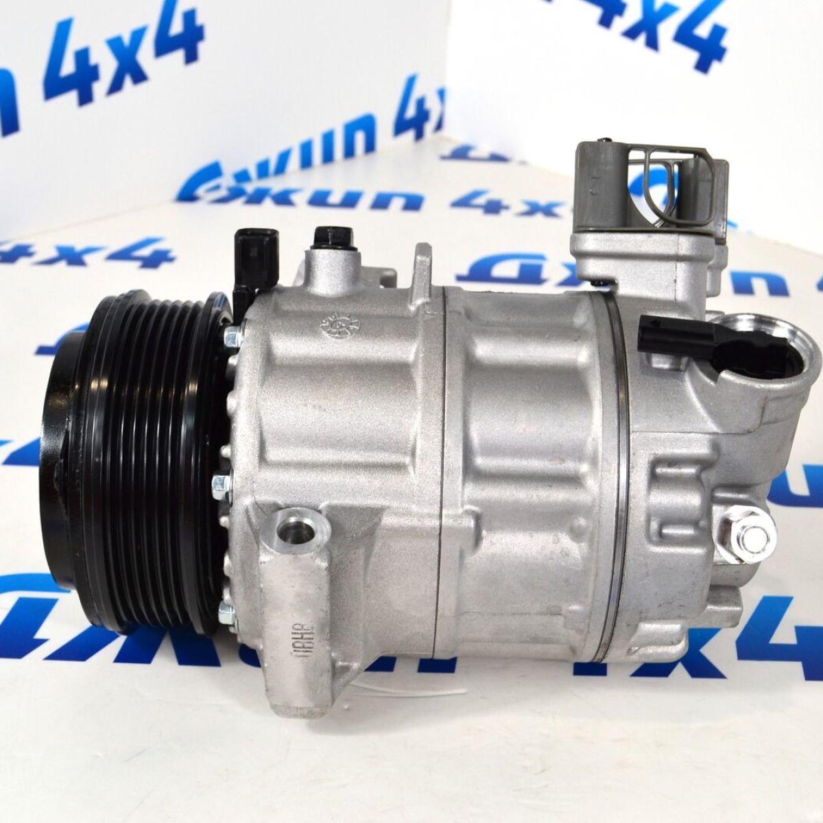 Компрессор кондиционера Jeep Wrangler JL/ Jeep Cherokee/ 2.0T 68245083AA